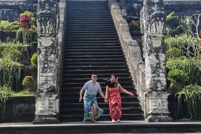 Lempuyang Temple Gate Heaven Tirta Gangga Private Guided Tour - Weather, clothing, and cancellation details