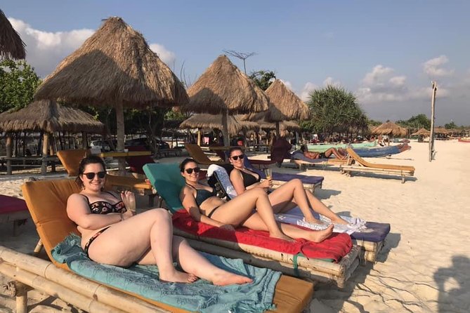 Lombok Day Trip : South Beach & Culture - Timing, pickup, and private-group comfort