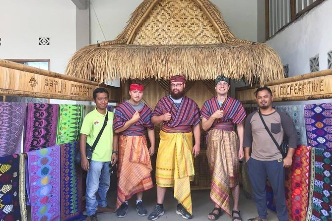 Lombok Day Trip : South Beach & Culture - Ende village and Sasak songket weaving