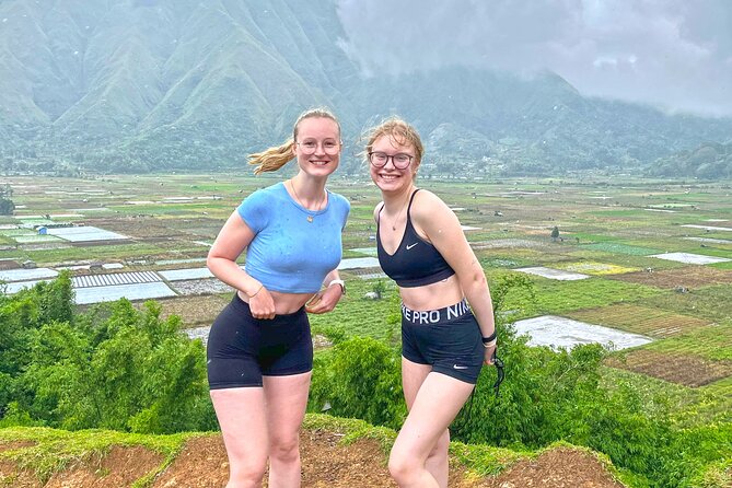 Lombok: Exclusive Sendang Gile, Tiu Kelep & Selong Hill Tour - Selong Hill: broad views across Sembalun Valley