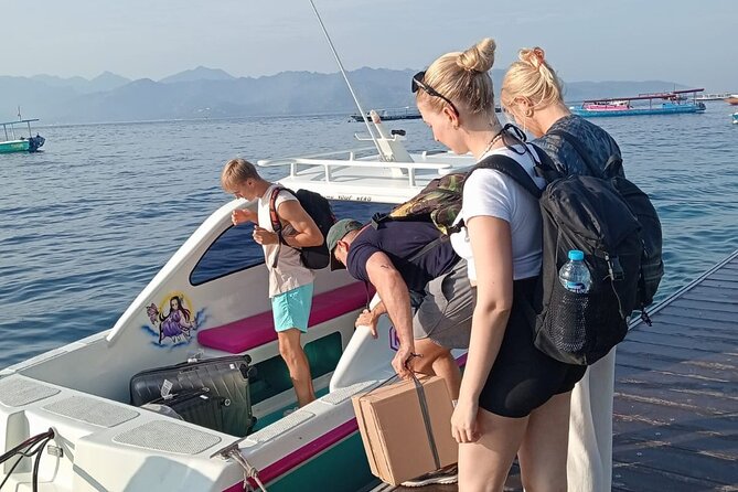 Lombok: Private Airport Lombok Transfers to or from Gili Islands - Taking the private speedboat to your Gili