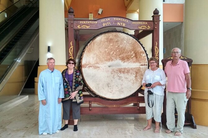 Lombok Tour For Cruise Passangers - Sasak village homes in Ende or Sade