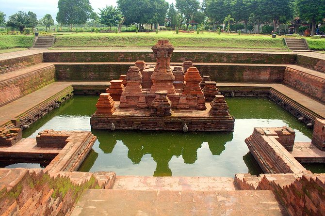 Majapahit Heritage Archaelogy tour via surabaya - Key points to know before booking