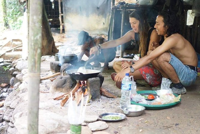 Monkey Business 3 days - 2 nights Jungle trekking (including rafting) - Three days in Gunung Leuser National Park