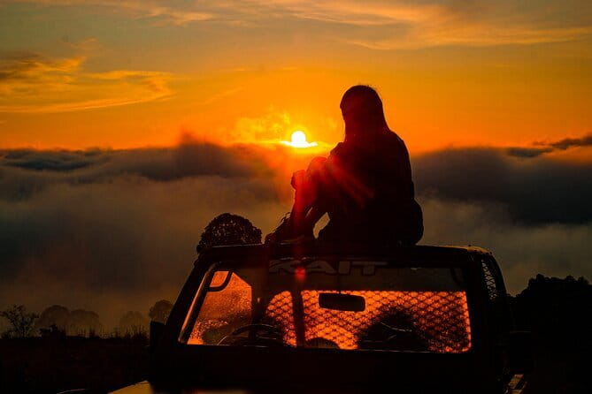 Mount Batur Sunrise Jeep With Hot Springs Tour - The Sunrise Viewpoint and Hot Breakfast