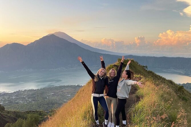 Mount Batur Sunrise Trekking - The coffee plantation stop on the way back
