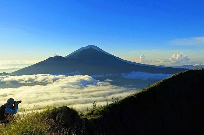 Mount Batur Sunrise Trekking Guide - The pre-dawn pickup from your hotel