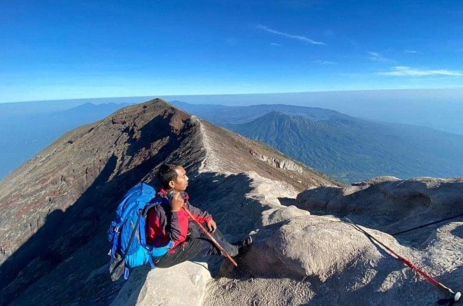 Mount Batur Sunrise Trekking, Hot Springs & Lunch at Restaurant - Buffet lunch at Batur Sari with Mount Batur views