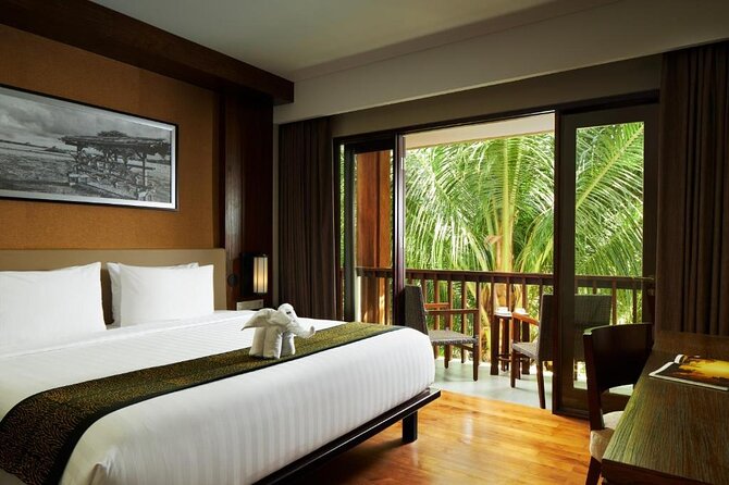 Mount Bromo & Ijen & Madakaripura Waterfall Tour (4D3N) - Hotel - Who should choose this four-day route?