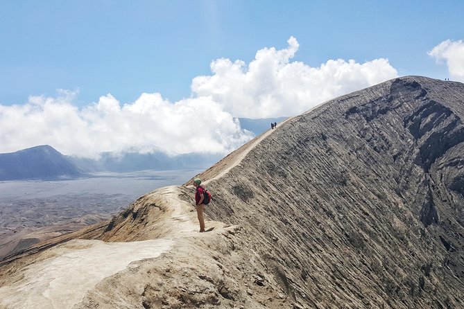 Mount Bromo Jeep Car Rental departure from MALANG - The temple and the black-sand desert