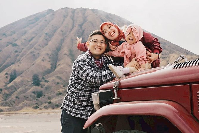 Mount Bromo Jeep Car Rental departure from MALANG - Sunrise viewpoint: the reason for the early start