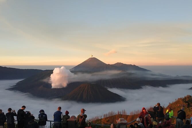 Mount Bromo Sunset Private Tour From Malang or Surabaya 1 Day - Mentigen Point and the sunset finish