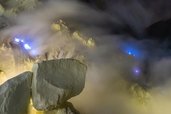 Mount Ijen Blue Flame Tour from Bali - Why Mount Ijen is such a striking night trip