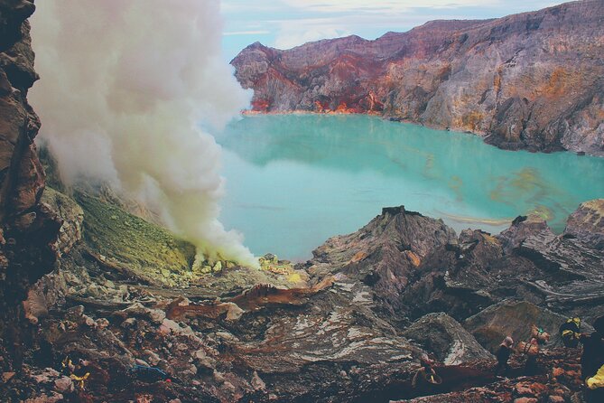 Mount Ijen Crater Trekking Tour from Bali - Why Mount Ijen is worth the overnight effort