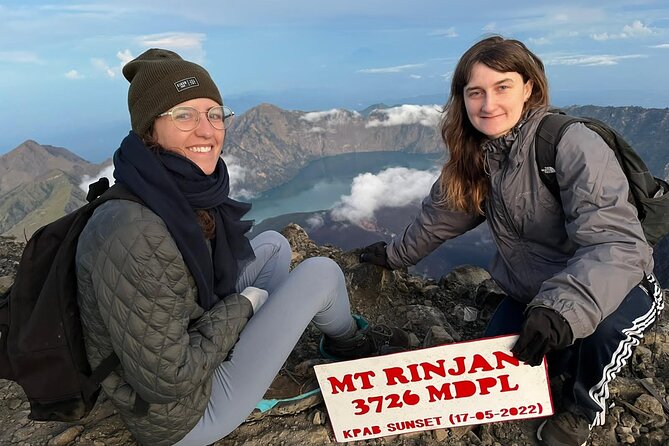 Mount Rinjan 2Days Summit Full Sunrise View Point 3726m - What the $175 price covers