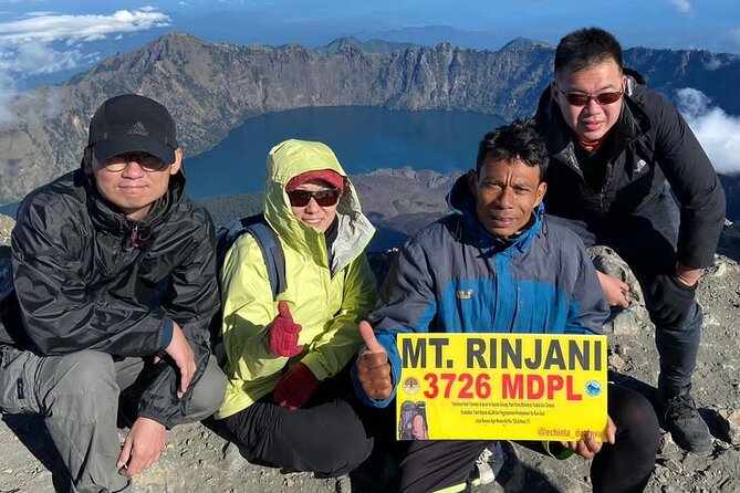 MOUNT RINJANI CLIMB 2DAYS to Crater rim - What the $195 price includes