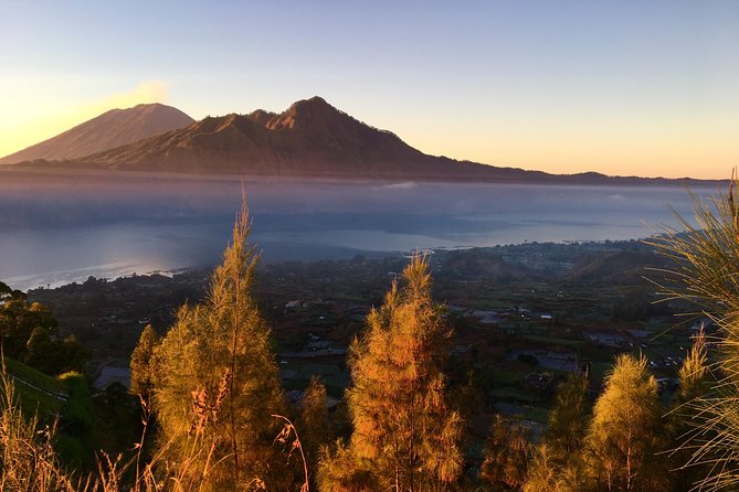 Mt Batur Sunrise Trekking Tour - Meeting your guide at the Mt. Batur start point