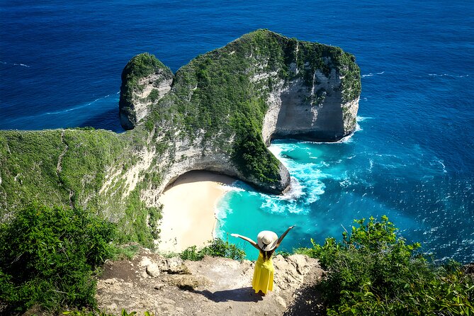 Nusa Penida Island Beach Tour With Snorkeling - Departure From Bali Island - Broken Beach shows the island’s natural arch
