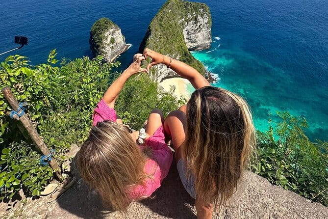 Nusa Penida Tour with Iconic Photography in Kelingking - Thousand Islands Viewpoint and the tree house