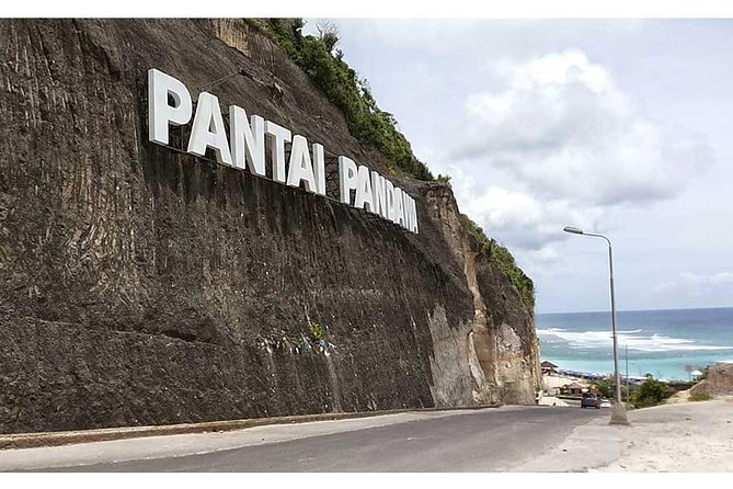 Pandawa Beach,Uluwatu Temple-Kecak-Dance&Dinner at Jimbaran Beach - Who will enjoy this tour most