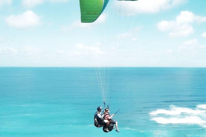 Paragliding Bali at Uluwatu Cliff with Photos/Videos - Timing, opening hours, and meeting at Pecatu