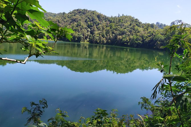 Pauls Flores Tour Labuan Bajo to Ende Flores Land Tour inland by Car 6 Days - Day 5: Blue Stone Beach and Ende’s local markets