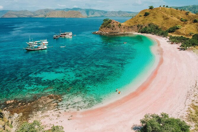 Pink Beach and Southeast Gili Islands Private Tour – Full Day - Timing, comfort, and what to bring