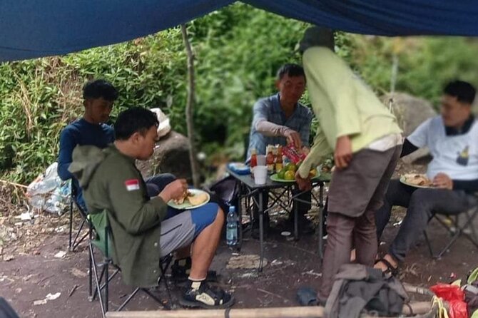 Popular Rinjani Trekking Tour Service To Summit For 2 Days Via Sembalun Trail - What the $243 package really covers