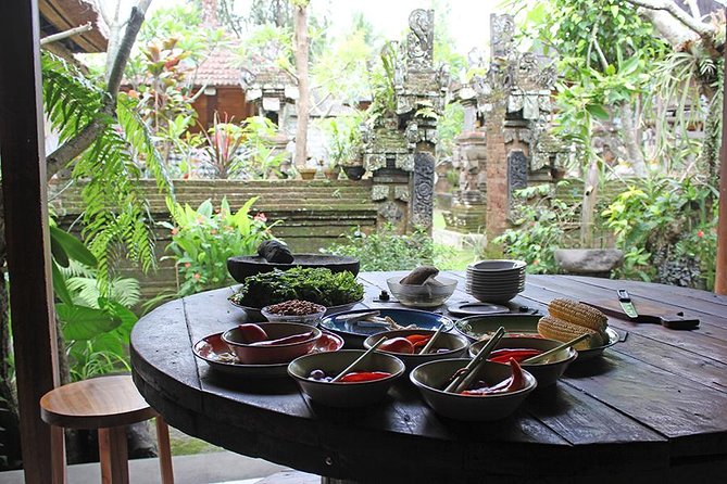PRIVATE Balinese Cooking Class in Ubud with Dewa with Transfers - Walking through the village and garden