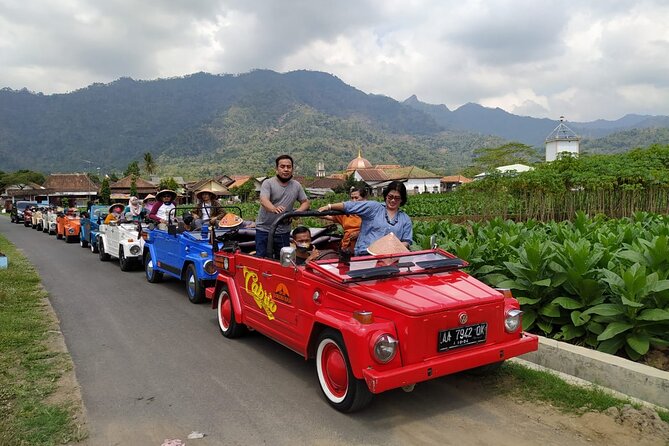 Private Borobudur Village Trip By Volkswagen Safari - Nglipoh pottery, where you work with local clay