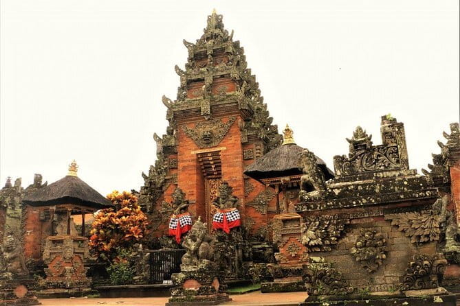Private Chartered Car to Bali Temples With Besakih Temple - A private car makes a packed Bali day easier