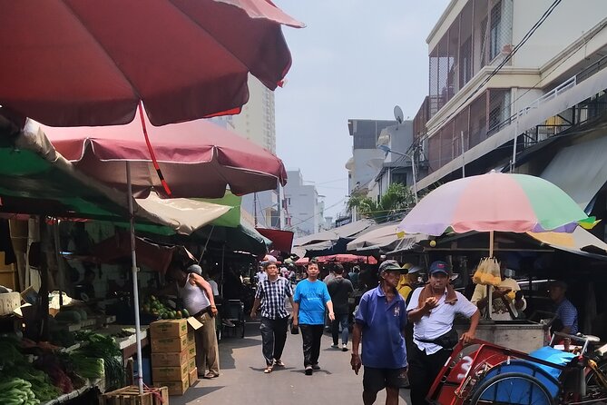 Private Full-Day Guided Tour: Explore Jakarta’s Top Highlights - Glodok’s market and Dharma Bhakti Temple