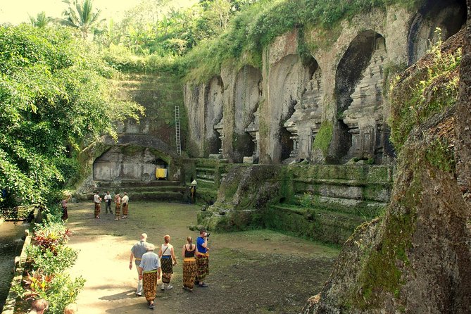 Private Full-Day Tour: Balinese Temples and Rice Terraces - Tirta Empul and the optional purification ritual