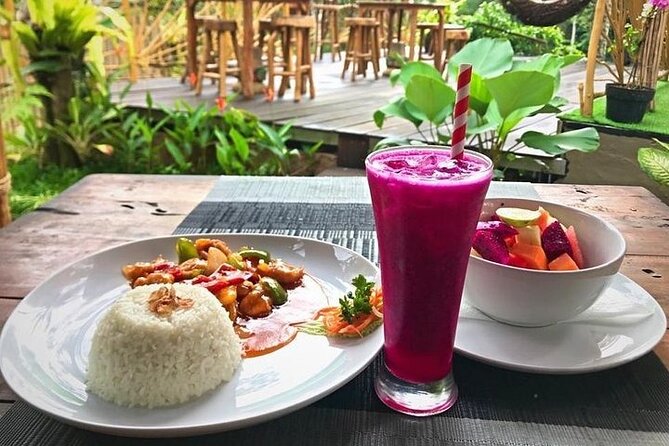 Private Full-Day Tour in Bali & FREE WIFI - Southern Bali: beaches, cliffs, and a sunset temple