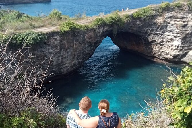 Private Full-Day West Tour Nusa Penida All Inclusive from Bali - What the private guide adds
