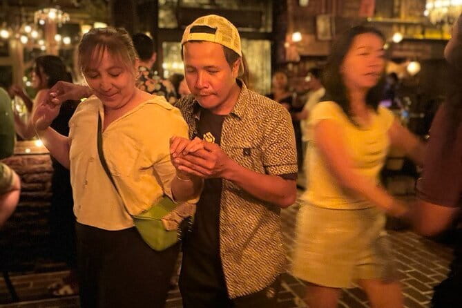 Private Salsa and Bachata Dance in Bali - From the Kuta meeting point to the evening venue