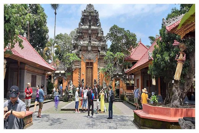 Private Tour: Batuan Temple, Tegenungan Waterfall, Elepahant Cave Free transport - Ubud Traditional Art Market