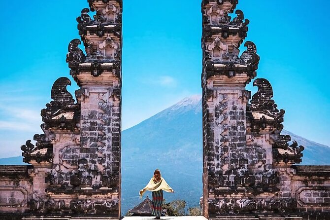 Private Tour: Gates of Heaven,Tukad Cepung Waterfall, Tirta gangga - Walking to Tukad Cepung Waterfall