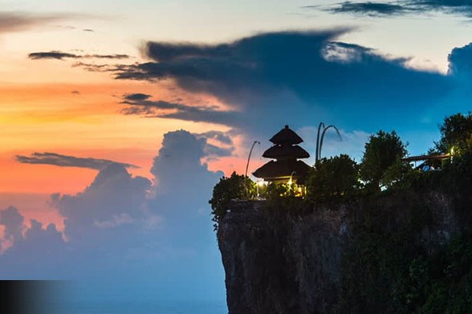 Private Tour: Highlights Uluwatu Temple & Southern Beaches Bali - Sunset and the Kecak dance