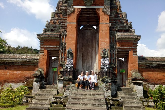 Private Tour: Leke-Leke Waterfall, Handara gate & Iconic Temples - Who will get the most from this tour?