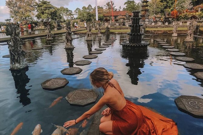 Private Tour Lempuyang, Tirta gangga, tukad Cepung Waterfall - Why this East Bali route works