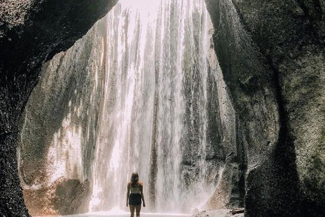 Private Tour Lempuyang, Tirta gangga, tukad Cepung Waterfall - Tukad Cepung Waterfall inside the rocks