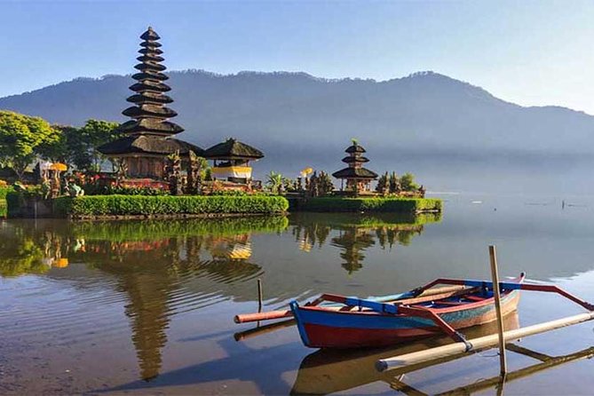 Private Tour: Ulun Danu Temple-Handara Gate-Wana Giri Hill&Tanah Lot Sunset - Tanah Lot at the end of the day