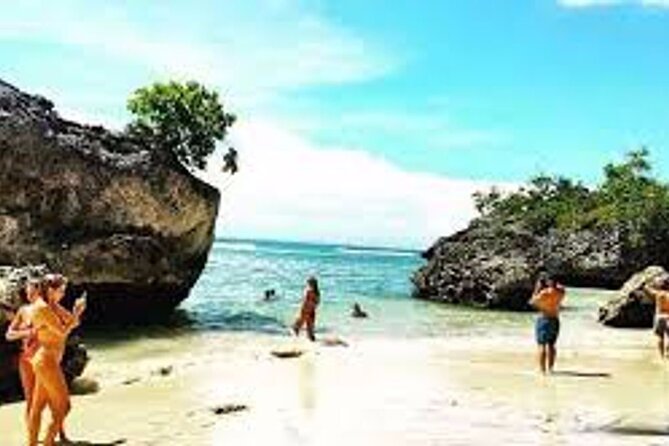 Private Tour Uluwatu Sunset Kecak Dance and Dinner at Jimbaran - What the $41 price really covers