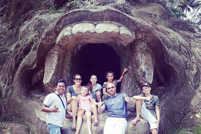 Private Ubud Tour Package - Ubud Traditional Art Market, the final browse