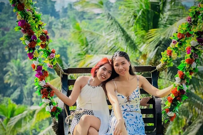 Private ubud tour : Temple Bathing + Mount Batur + Rice Terrace. - What the private vehicle adds to the day