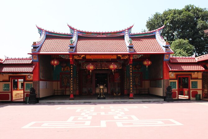 Probolinggo City Tour For Cruise Passengers - The Red Church and Probolinggo’s Christian history