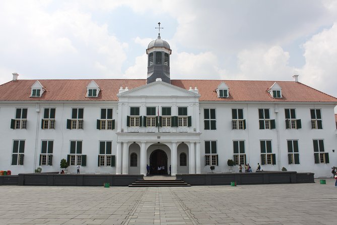 Queen of the East (Old Batavia) Walking Tour - Key points to know before you book