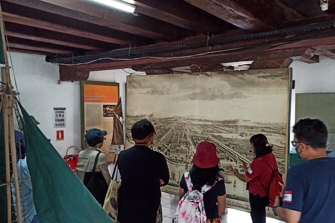 Queen of the East (Old Batavia) Walking Tour - Walking through the old VOC port