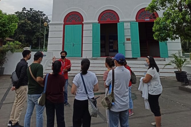 Queen of the East (Old Batavia) Walking Tour - Sunda Kelapa Harbour and the long walk inland